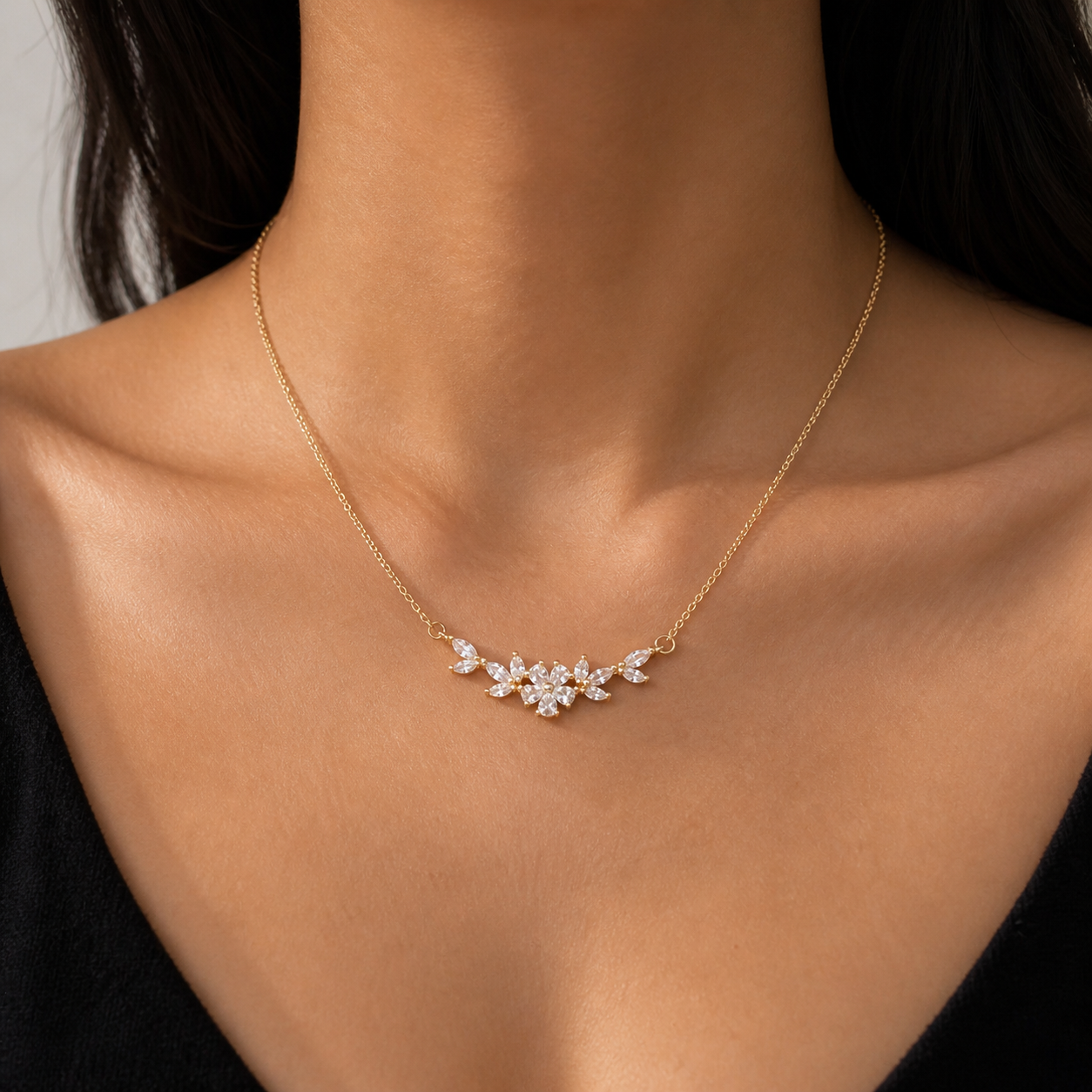 Beautiful Gold Floral Rhinestone Necklace